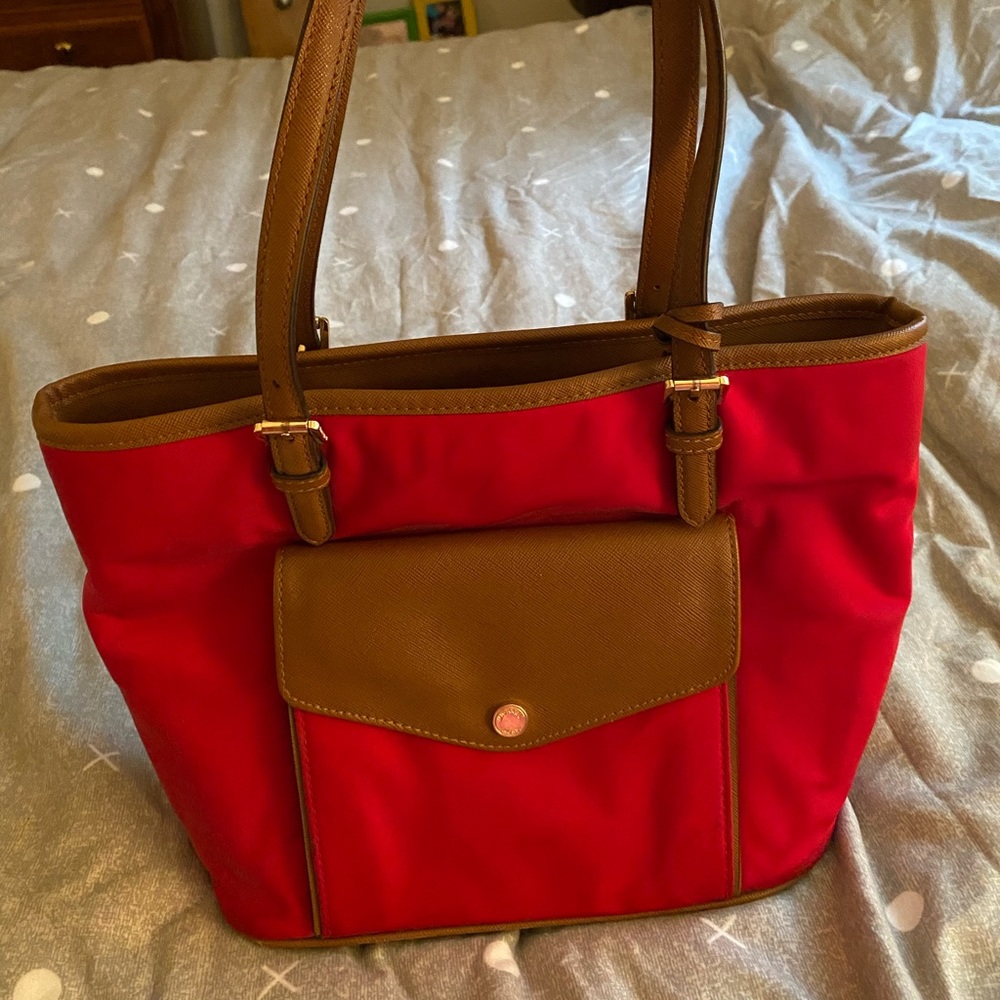 Michael Kors purse - like new condition!